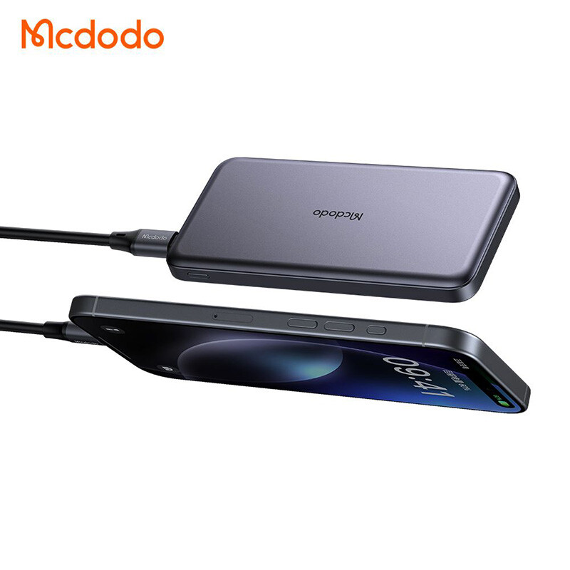 پاوربانک فست شارژ مک دودو MC-378 PD 20W ظرفیت 10000 میلی آمپر ساعت