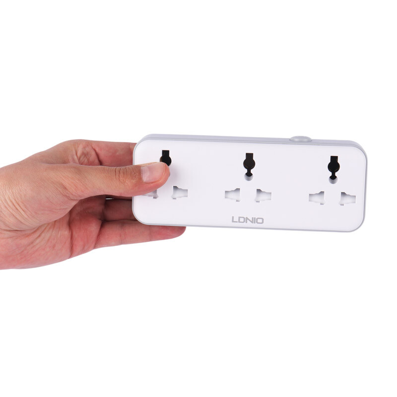 چند راهی 3 خانه برق الدینیو SC3317 + شارژر USB و Type-C