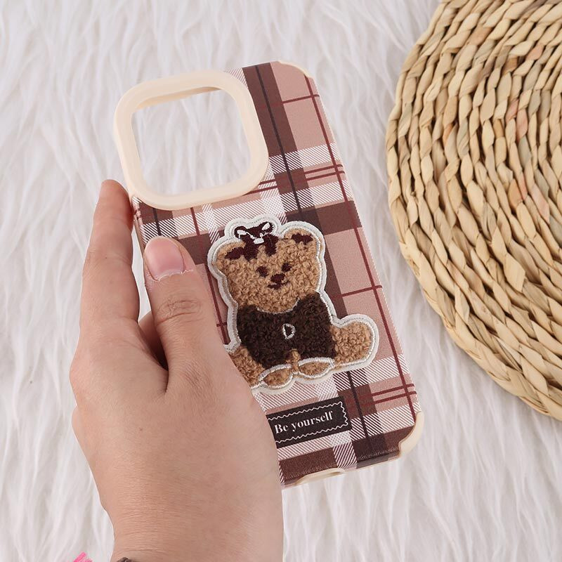 قاب ژله ای آیفون iPhone 15 Pro طرح Burrbery Teddy