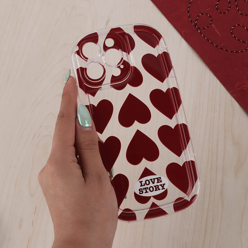 قاب Love Story آیفون iPhone 16 Pro Max طرح قلب محافظ لنزدار