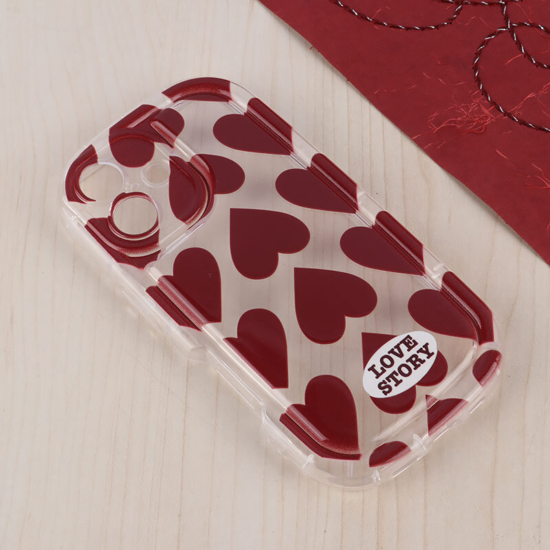 قاب Love Story آیفون iPhone 16 طرح قلب محافظ لنزدار