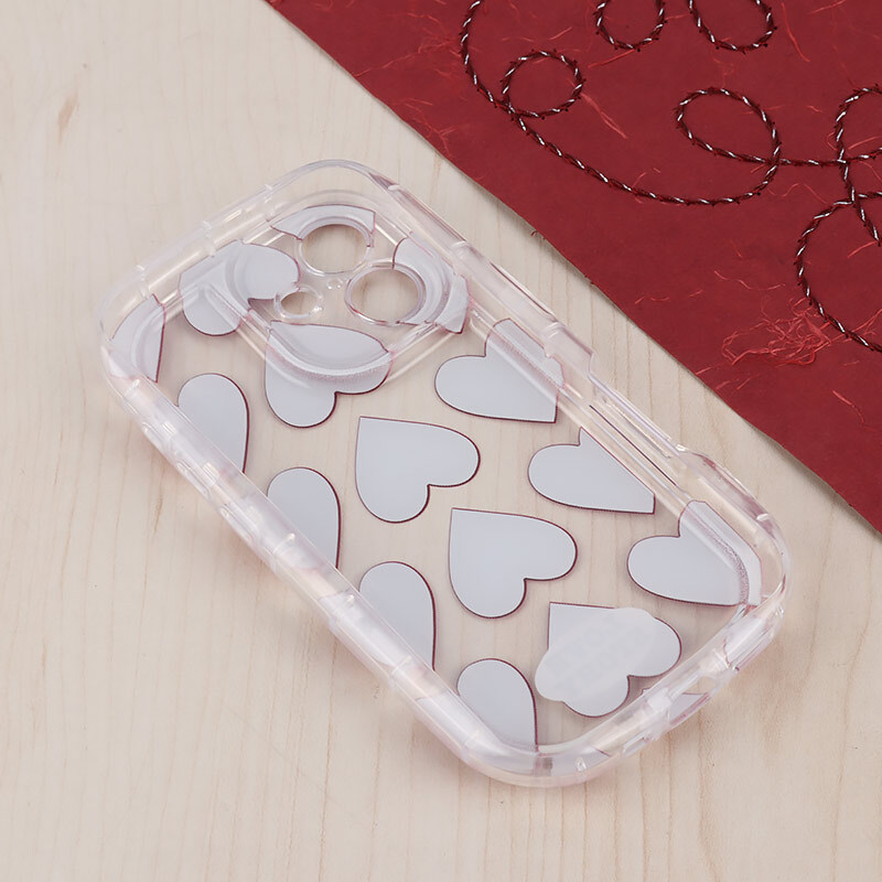 قاب Love Story آیفون iPhone 16 طرح قلب محافظ لنزدار
