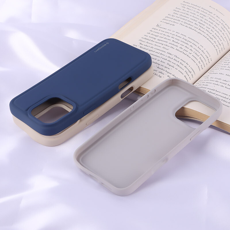 قاب سیلیکونی ژله ای Spigan آیفون iPhone 16 Pro Max
