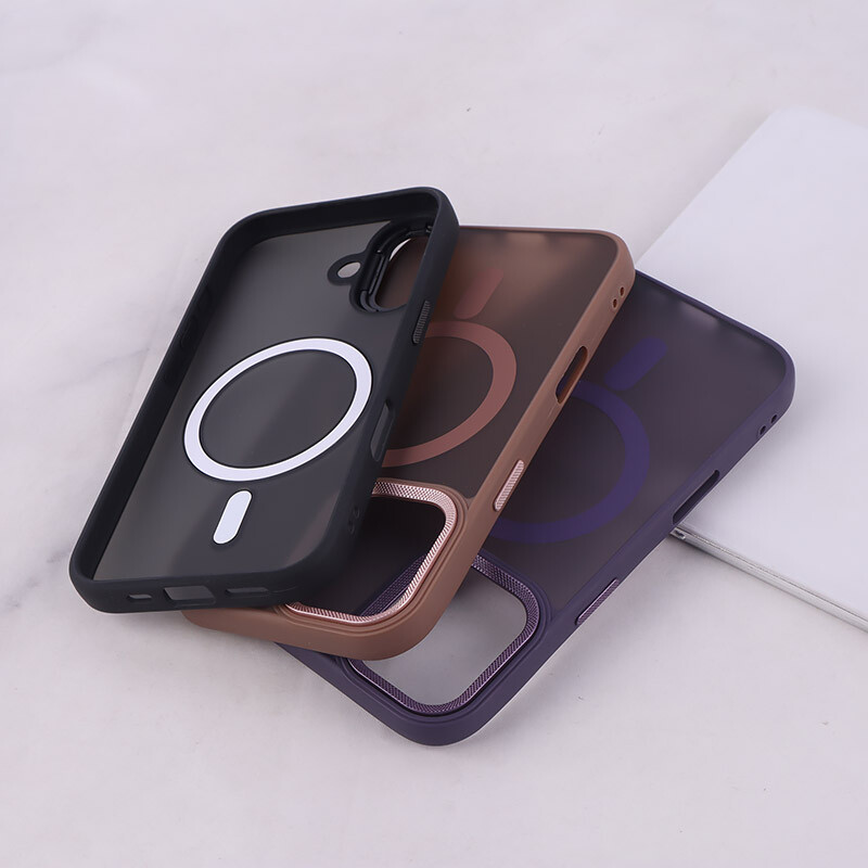 قاب PC مگ سیف آیفون iPhone 16 پشت مات محافظ لنز متال