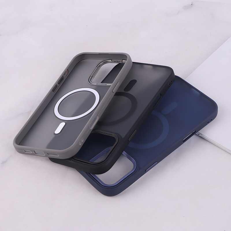 قاب PC مگ سیف آیفون iPhone 16 Pro Max پشت مات محافظ لنز متال