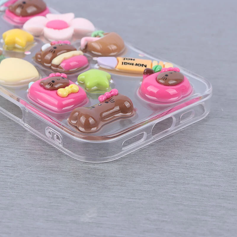 قاب Hello Kitty In The Beach آیفون iPhone 16 عروسکی برجسته
