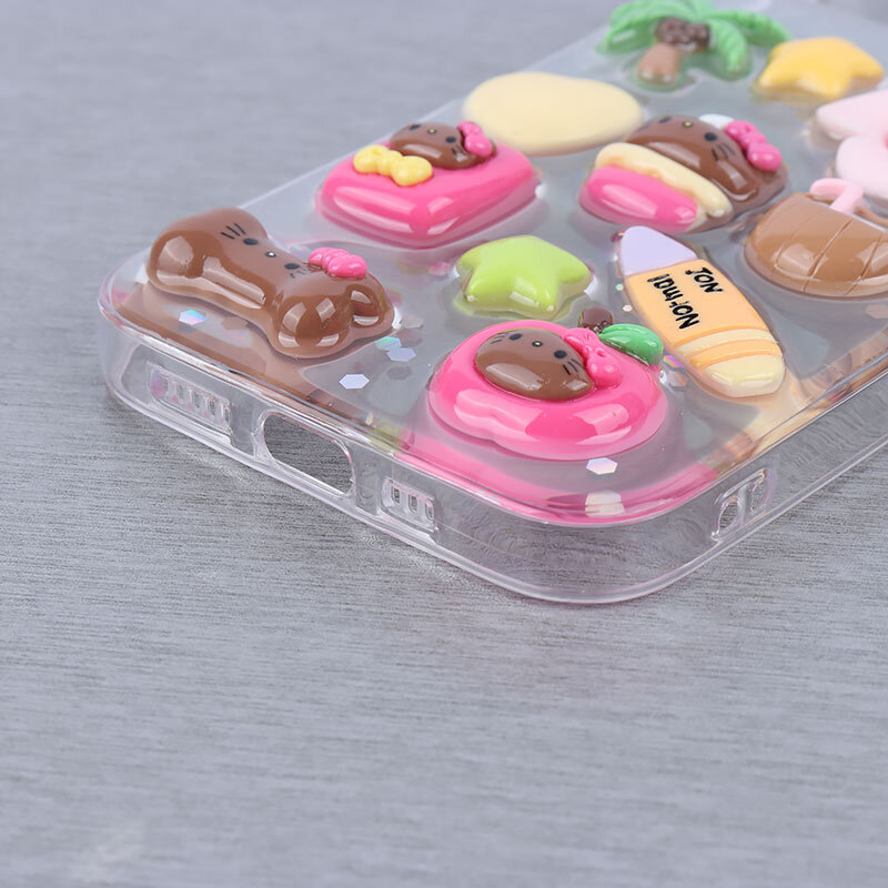 قاب Hello Kitty In The Beach آیفون iPhone 13 / 14 عروسکی برجسته