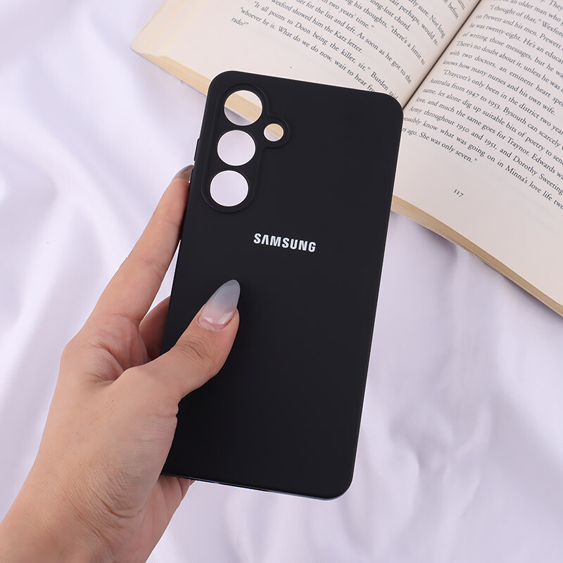 قاب سیلیکونی Highcopy زیر بسته سامسونگ Galaxy S24 FE محافظ لنزدار