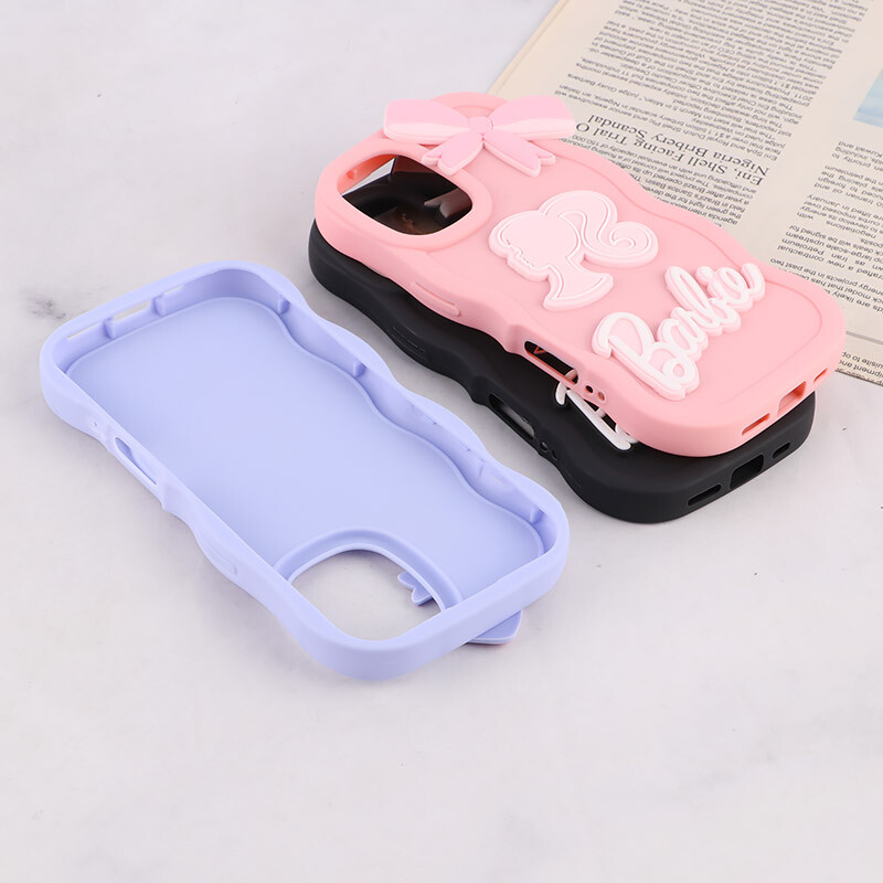 قاب موج دار آیفون iPhone 16 طرح Barbie برجسته