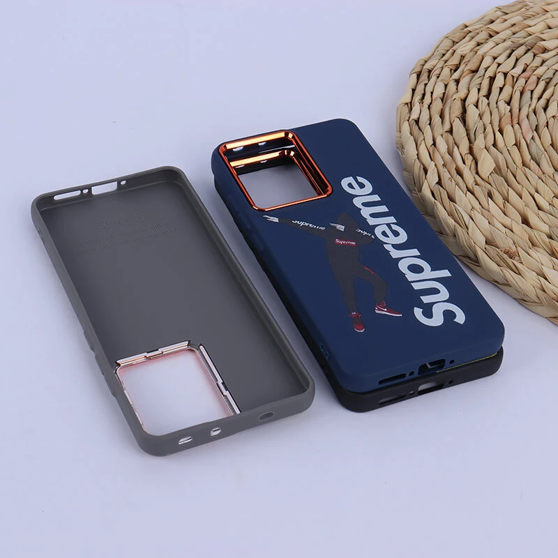 قاب چرمی شیائومی Poco X7 Pro طرح دار دور محافظ لنز متال