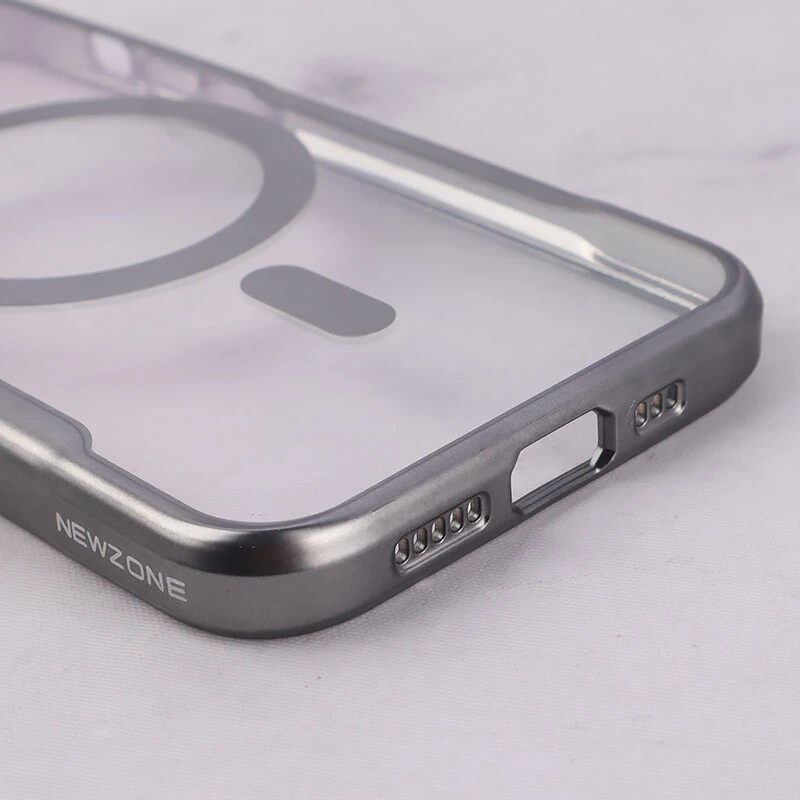قاب طرح تیتانیوم شفاف Joyporodo مگ سیف iPhone 13 / 14