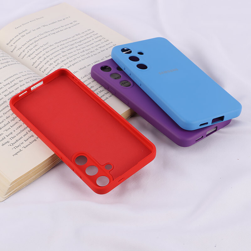 قاب سیلیکونی Highcopy زیربسته سامسونگ Galaxy S24 محافظ لنزدار