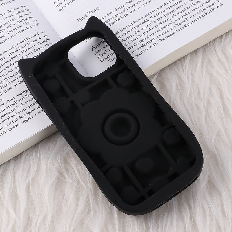 قاب سیلیکونی آیفون iPhone 13 / 14 پاپ سوکت دار گوش دار طرح پنجه