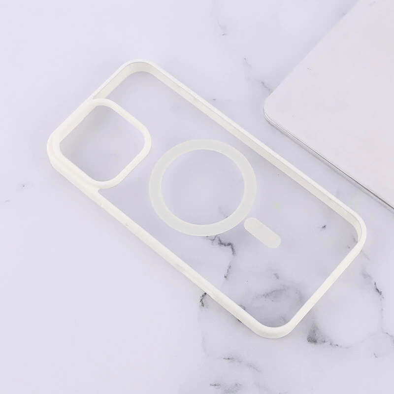 قاب PC مگ سیف آیفون iPhone 16 Pro Max دور رنگی