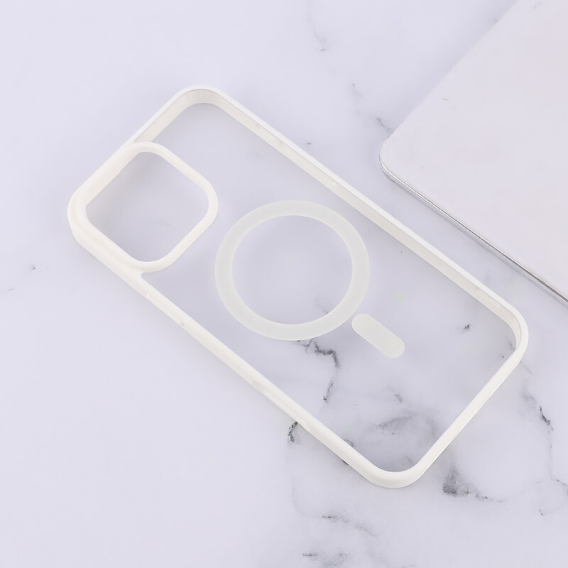 قاب PC مگ سیف آیفون iPhone 16 Pro Max دور رنگی