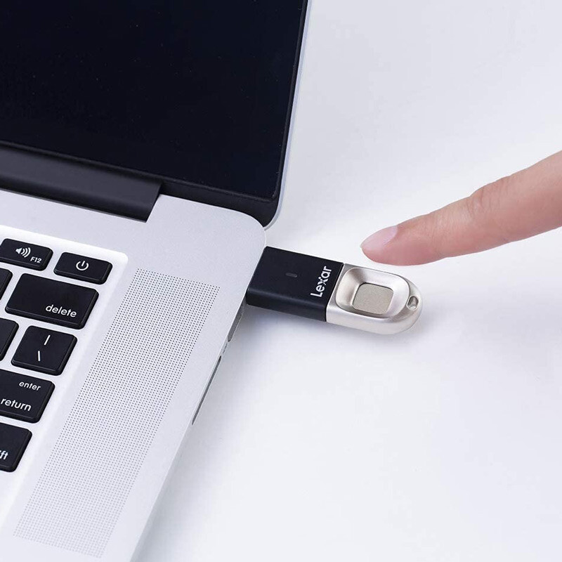 فلش 128 گیگ لکسار Lexar JumpDrive Fingerprint F35 USB3.0