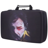 کیف کنسول بازی PS5 Slim طرح The Last of Us Ellie