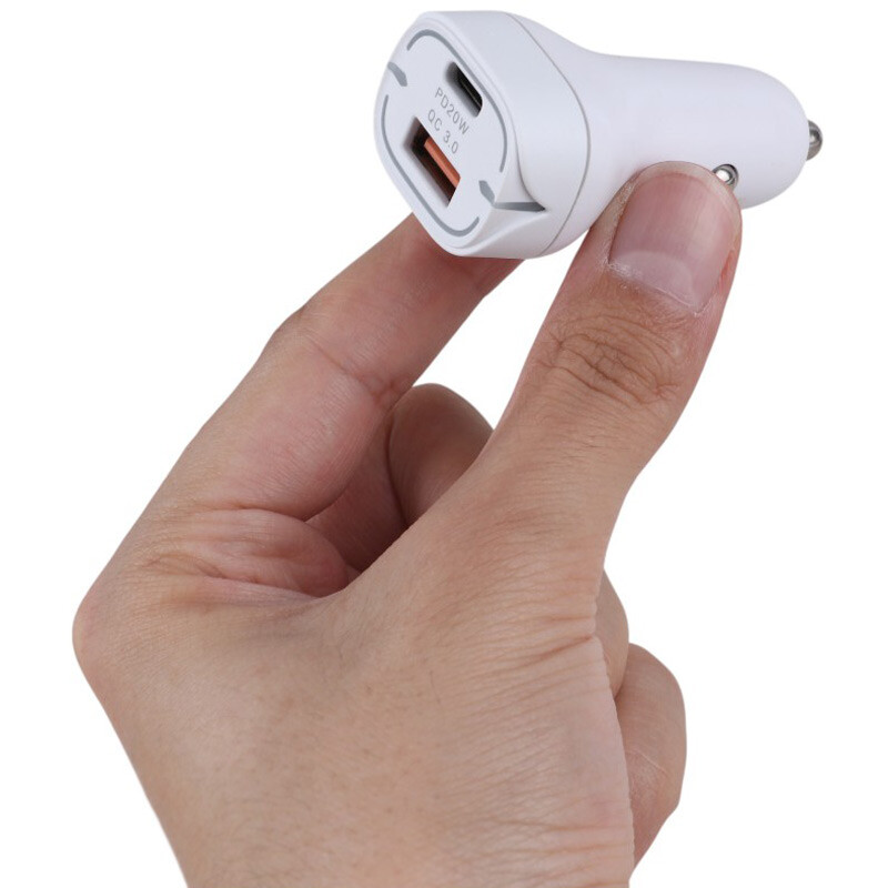 شارژر فندکی 20 وات Q-013