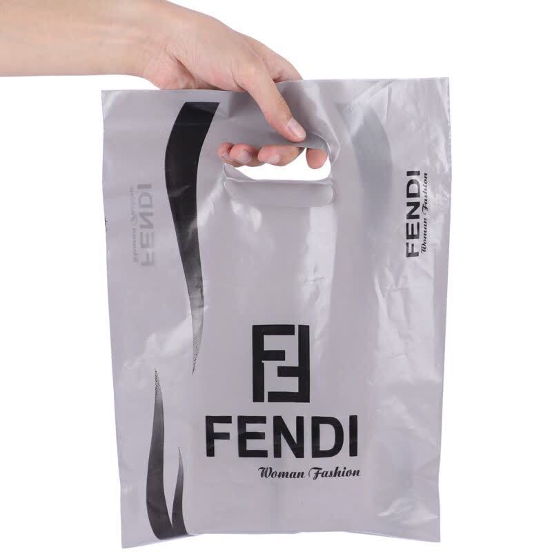 نایلون دسته دار طرح FENDI سایز 25*35 سانتی متر بسته 1 کیلویی