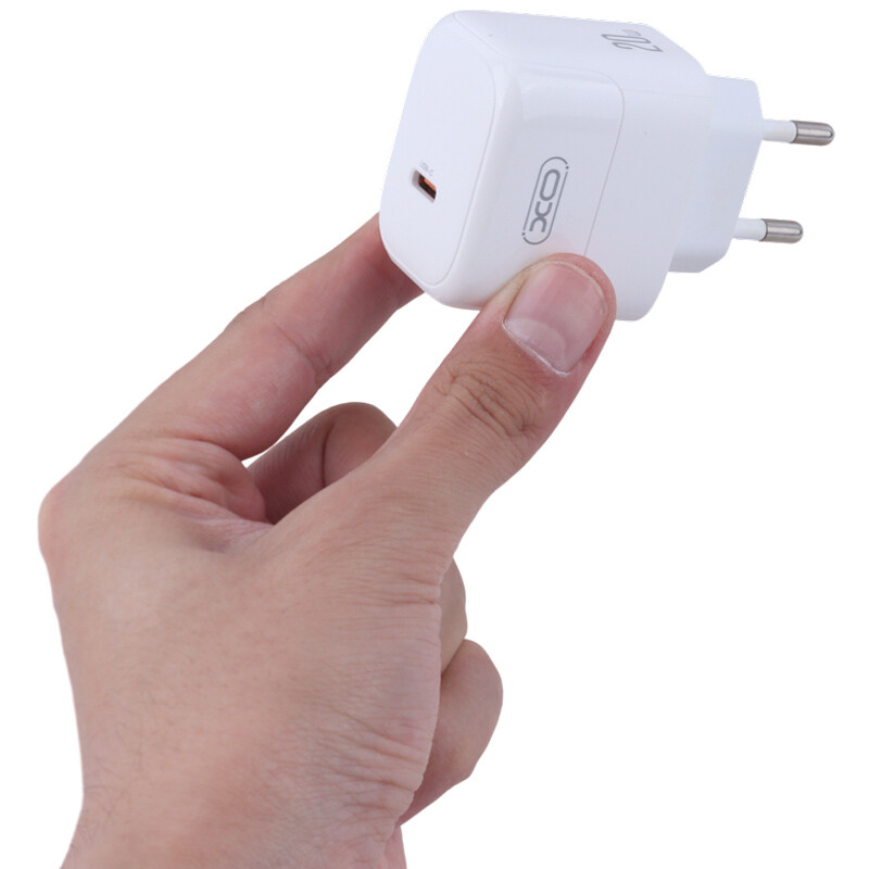 شارژر دیواری 20 وات ایکس او XO-L136 EU