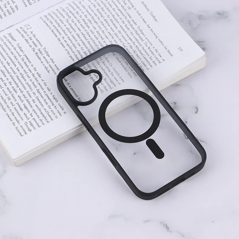 قاب PC مگ سیف آیفون iPhone 17 دور رنگی