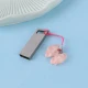آویز فلش و موبایل طرح پاپیون گل دار