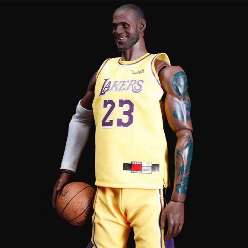 اکشن فیگور لس آنجلس لیکرز لبرون جیمز