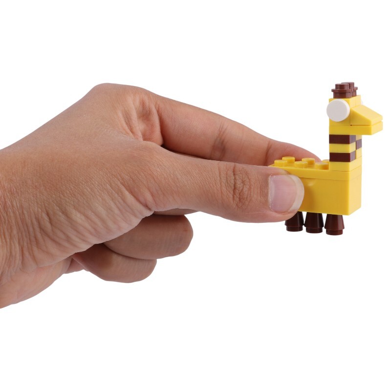 تراش پلاستیکی لگویی مخزن دار فانتزی