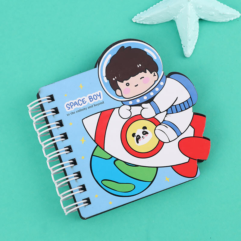 دفترچه یادداشت 47 برگ طرح فضانور بغل بازشو