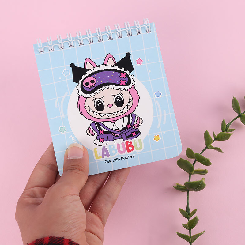 دفترچه یادداشت 42 برگ حاشیه دار پارسام طرح لبوبو و کرومی بالا بازشو