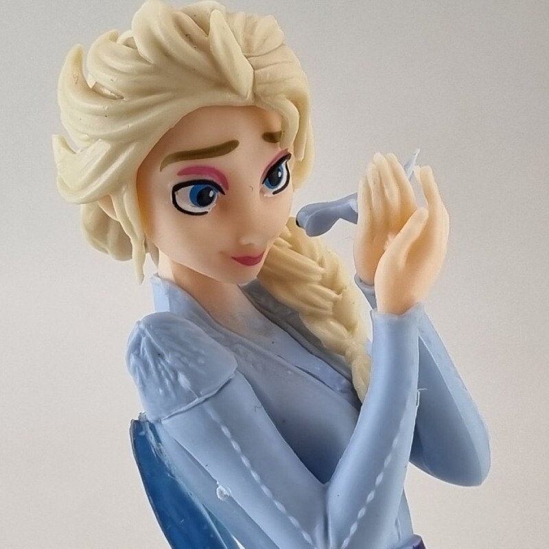 اکشن فیگور طرح Queen Elsa