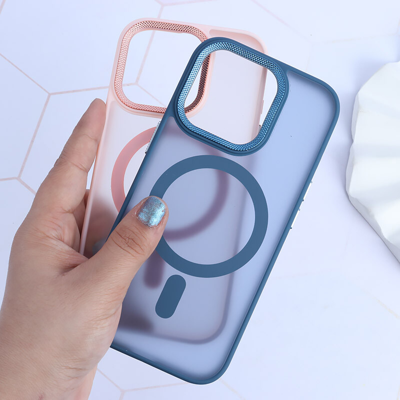 قاب PC مگ سیف آیفون iPhone 16 Pro پشت مات محافظ لنز متال