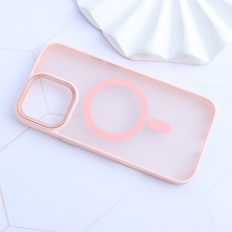 قاب PC مگ سیف آیفون iPhone 16 Pro Max پشت مات محافظ لنز متال