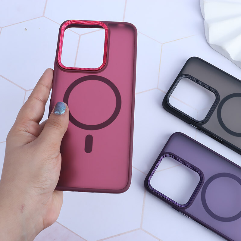 قاب PC مگ سیف شیائومی Redmi 13 4G / Redmi 13 5G پشت مات محافظ لنز متال