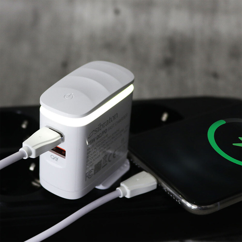 شارژر دیواری 25 وات سیبراتون S-W2225i-PD QC3.0 PD 3A + کابل تبدیل آیفونی