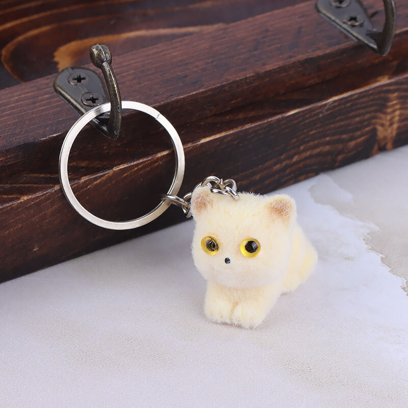 جاکلیدی مخملی گربه زرد