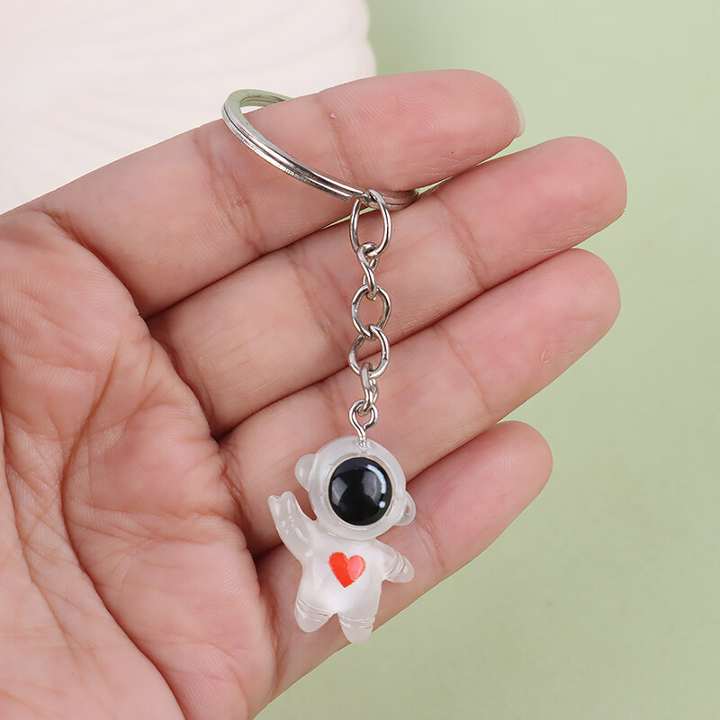 جاکلیدی سرامیکی فضانورد