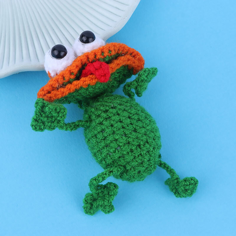 آویز بافتنی طرح قورباغه