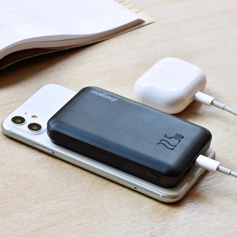 پاور بانک بی سیم فست شارژ انرجایزر Ultimate QM10005PQ PD 22.5W ظرفیت 10000 میلی آمپر ساعت