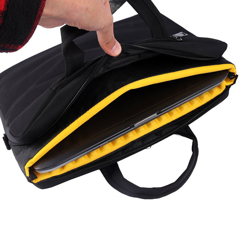 کیف لپ تاپ دوشی CAT B160