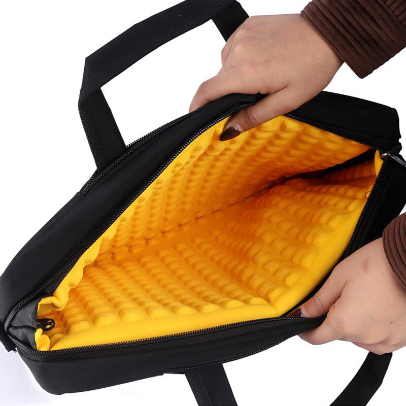 کیف لپ تاپ دوشی CAT B160