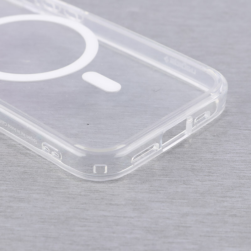 قاب مگ سیف Spigen آیفون iPhone 15