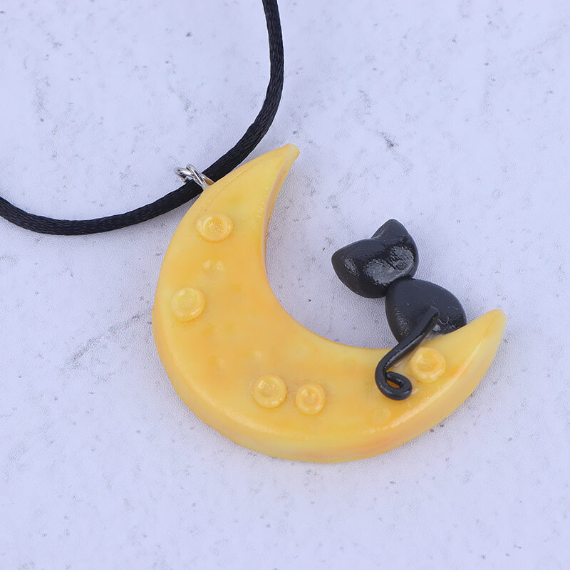 آویز ماشین طرح گربه و ماه