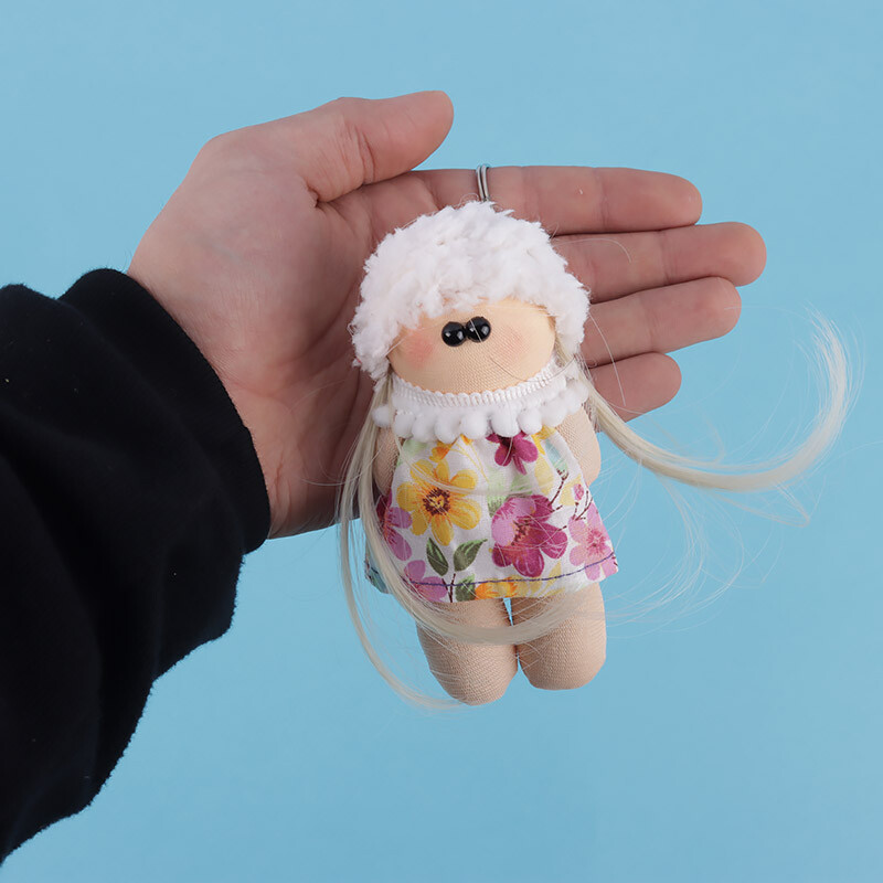 جاکلیدی عروسک روسی کلاه پشمی