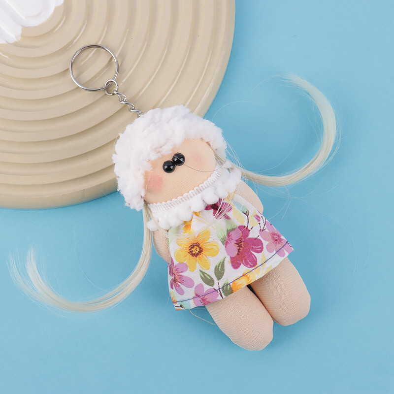 جاکلیدی عروسک روسی کلاه پشمی