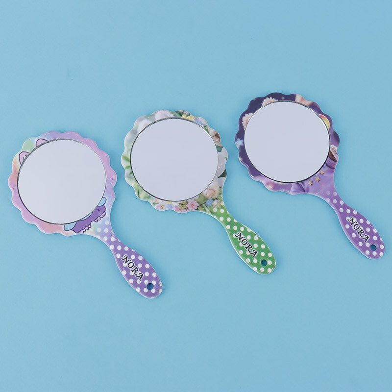 آینه دستی طرح لبوبو