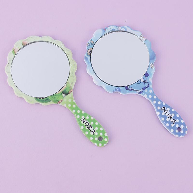 آینه دستی طرح لبوبو