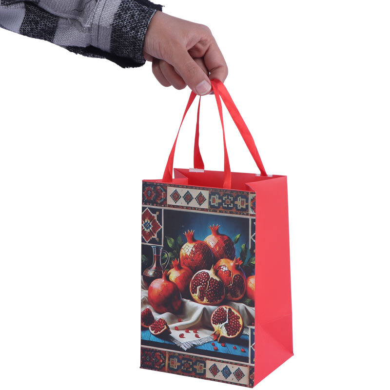 ساک دستی مقوایی طرح یلدا کد 1