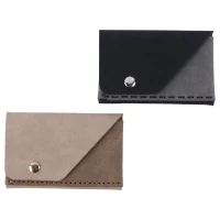 جاکارتی چرمی