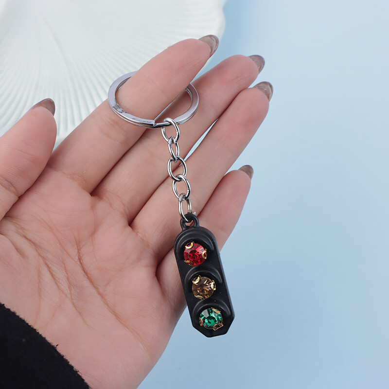 جاکلیدی چراغ راهنمایی نگینی